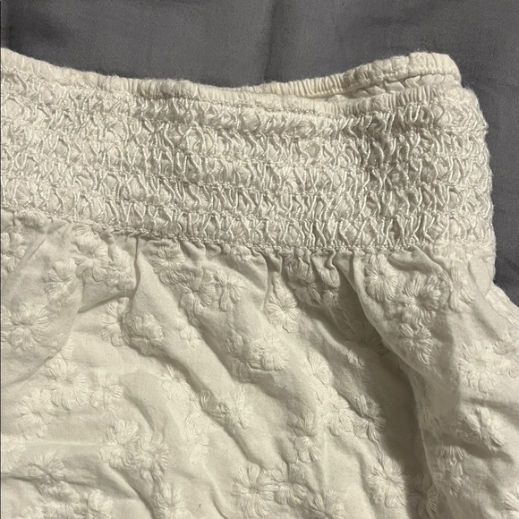 PINK Victoria's Secret Cream lace detail Shorts - Picture 4 of 5